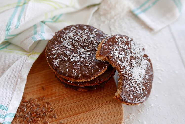 Recette des biscuits granola chocolat coco par caporal cerise (caporalcerise.fr)