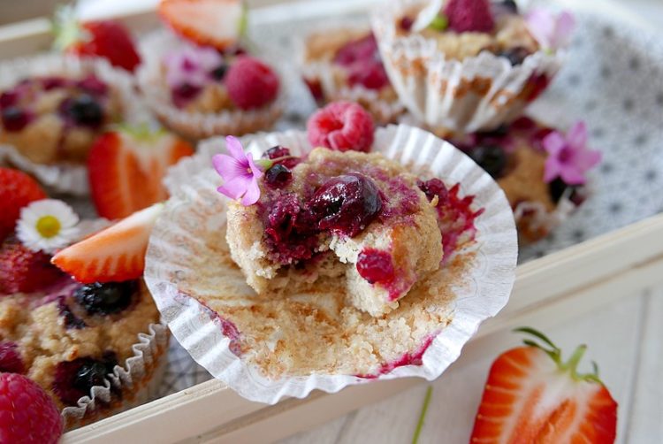 Recette des muffins aux fruits rouges par caporal cerise (caporalcerise.Fr)